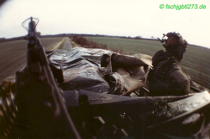 KFZ-Marsch Landtransport Fallschirmjäger