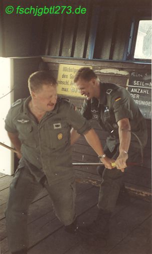 4. FschJgBtl 273 1989 Sprungturm Absetzer